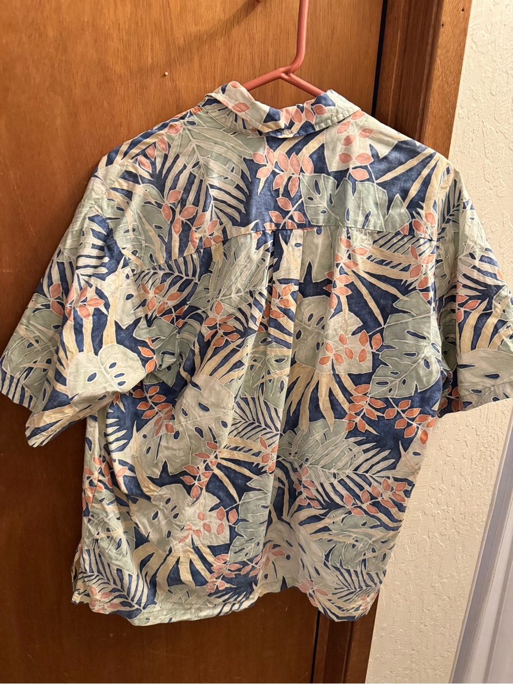 Tori Richard Blue Tropical Leaf Print Button-Down Shirt - Picture 3 of 3